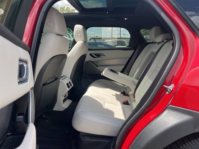 Land Rover Range Rover Velar Vehicle Image 08