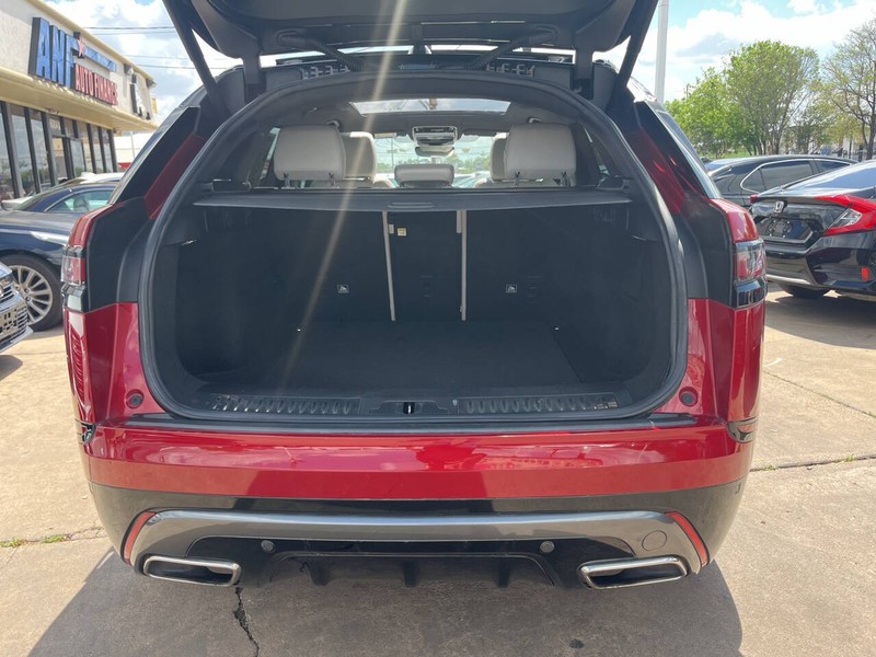 Land Rover Range Rover Velar Vehicle Image 09