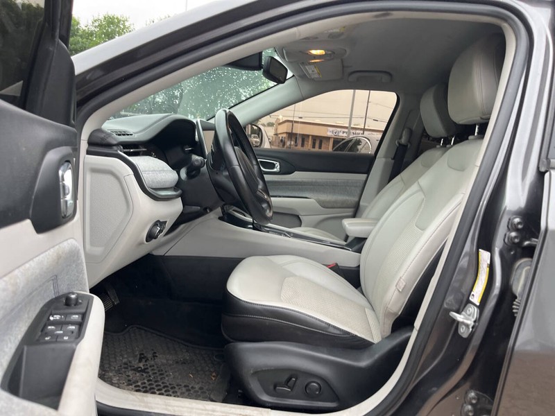 Jeep Compass Vehicle Image 07