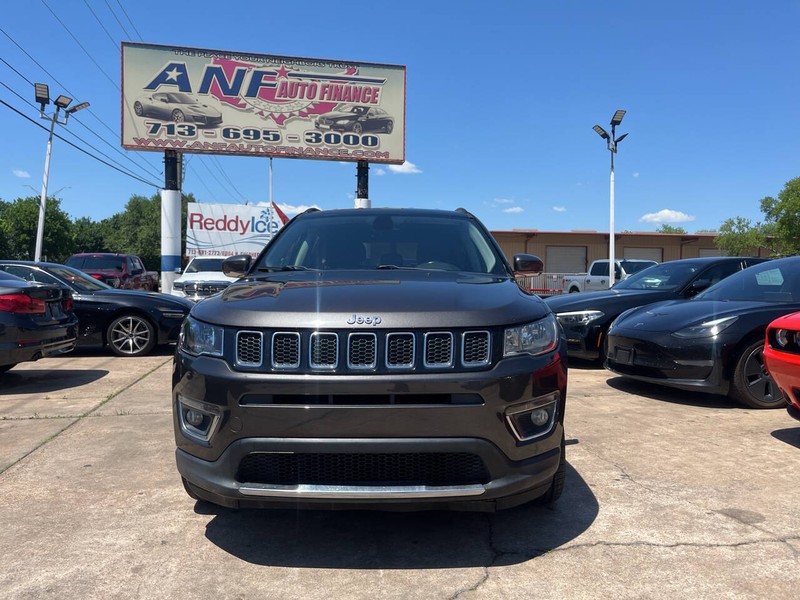 Jeep Compass Vehicle Image 02