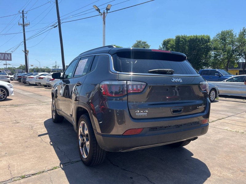 Jeep Compass Vehicle Image 03