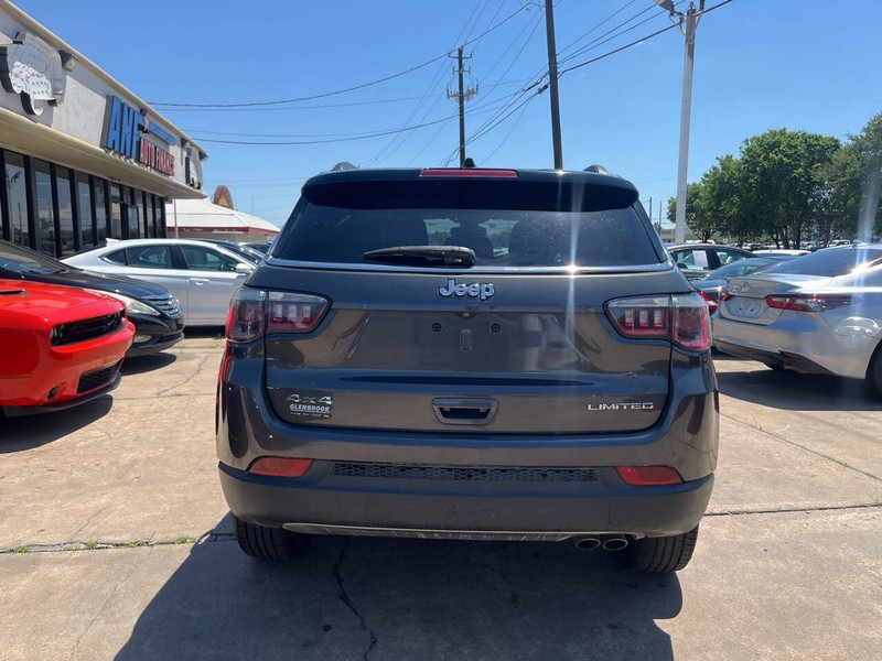 Jeep Compass Vehicle Image 04