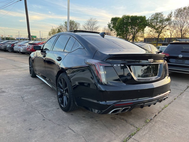 Cadillac CT5 Vehicle Image 03