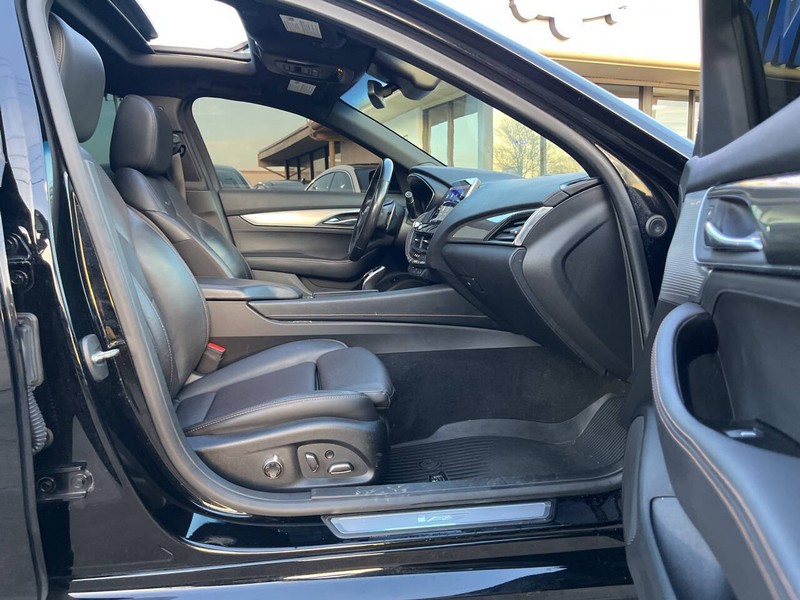 Cadillac CT5 Vehicle Image 14