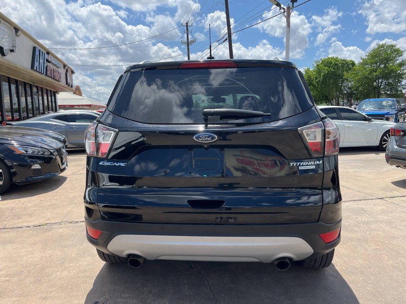 Ford Escape Vehicle Image 04