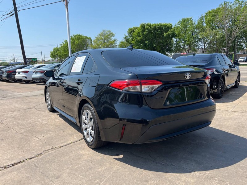 Toyota Corolla Vehicle Image 03