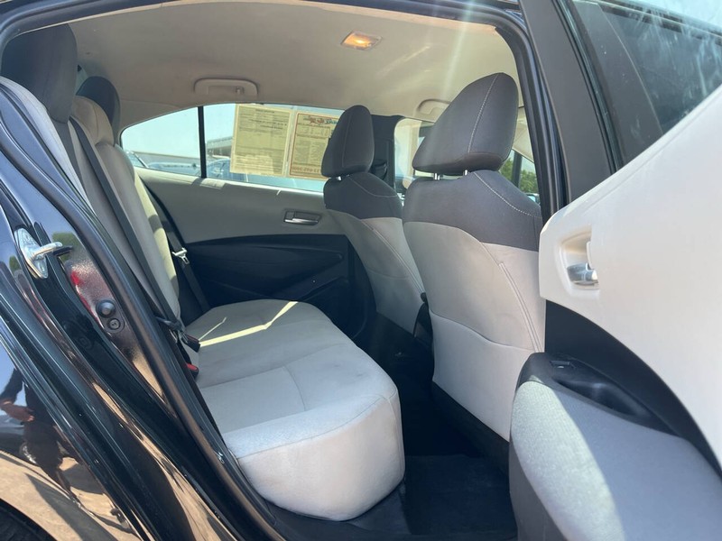 Toyota Corolla Vehicle Image 09