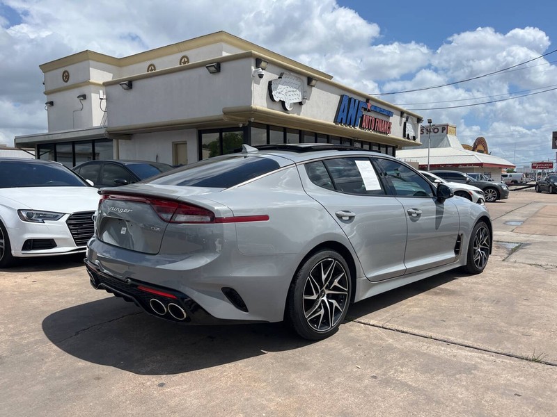 Kia Stinger Vehicle Image 05