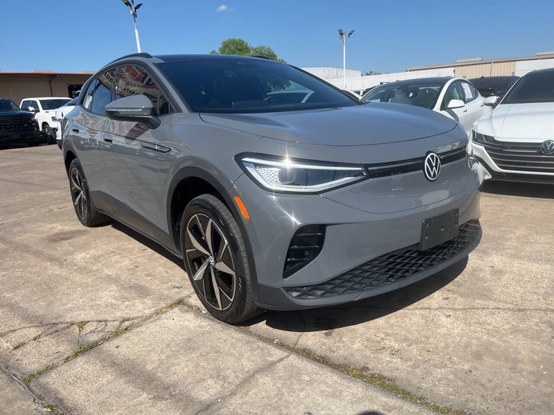 Volkswagen ID.4 Vehicle Image 06