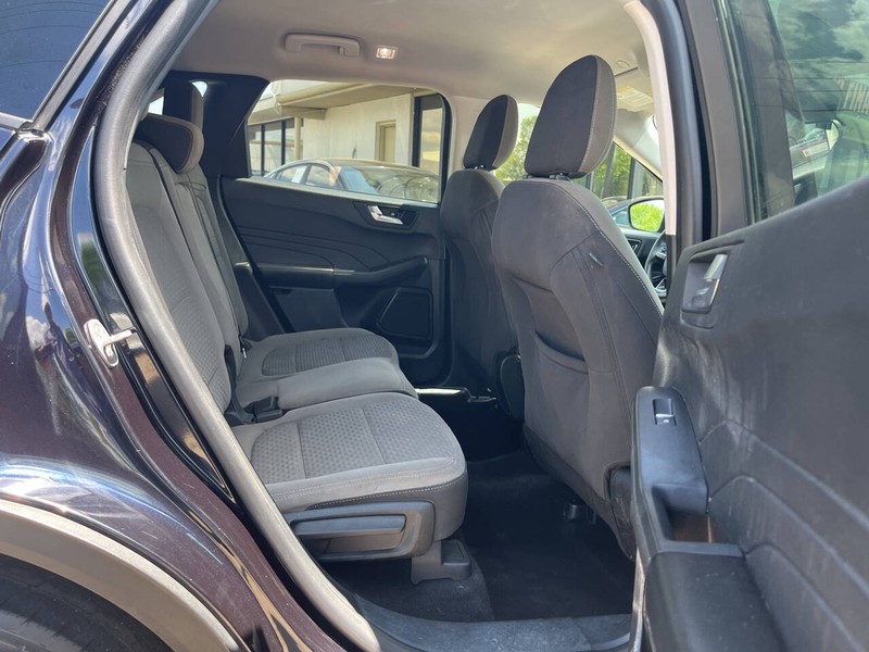 Ford Escape Vehicle Image 10