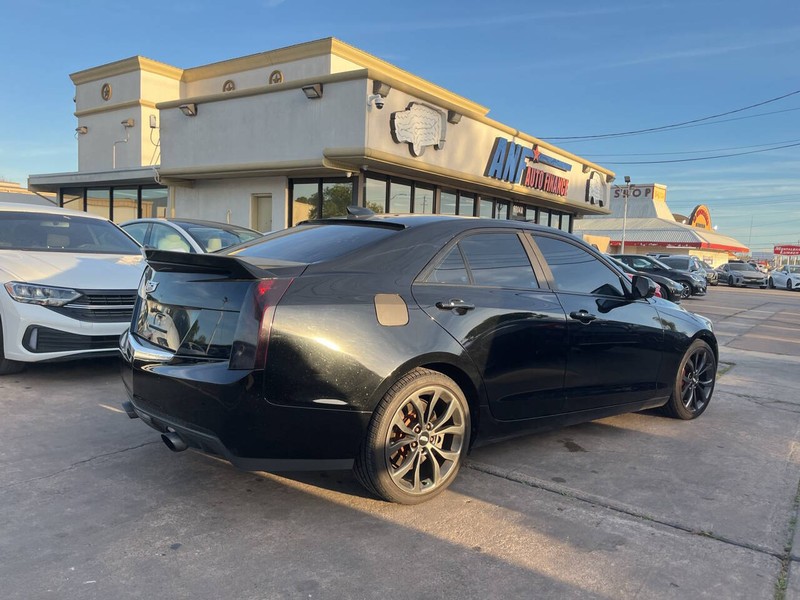 Cadillac ATS Vehicle Image 05