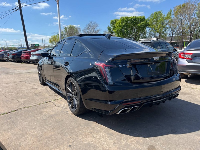 Cadillac CT5-V Vehicle Image 03