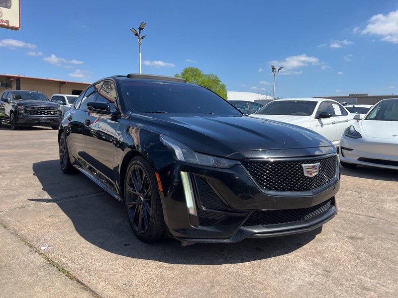 Cadillac CT5-V Vehicle Image 06