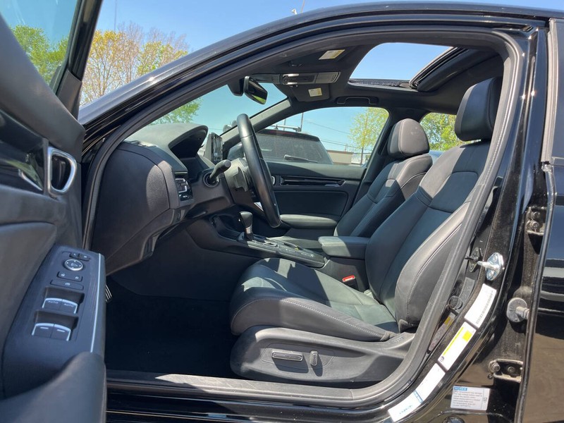 Honda Civic Hybrid Vehicle Image 07