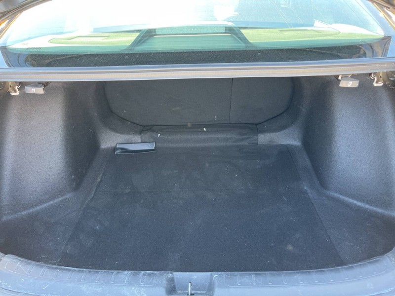 Honda Civic Hybrid Vehicle Image 09