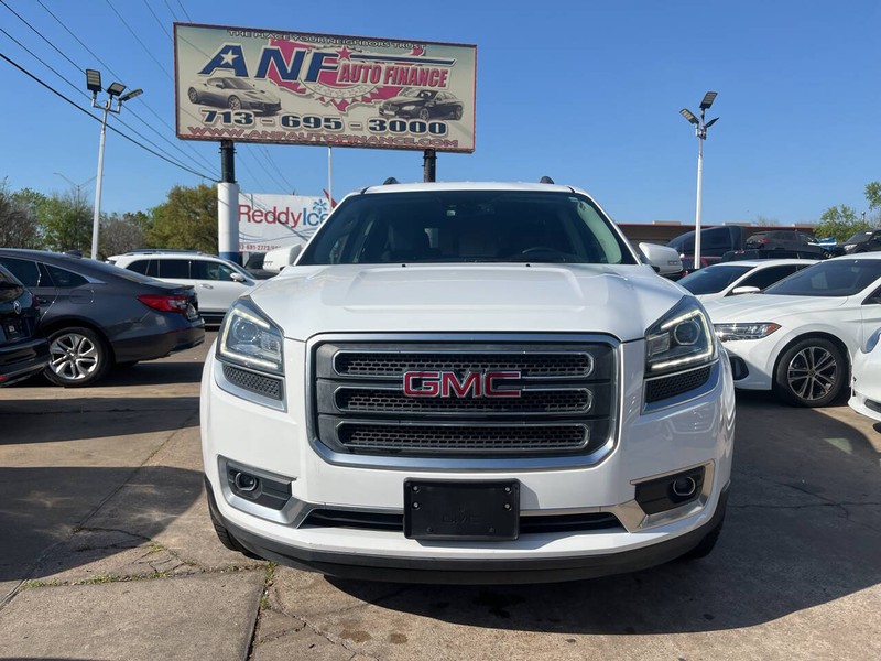 GMC Acadia Limited Vehicle Image 02