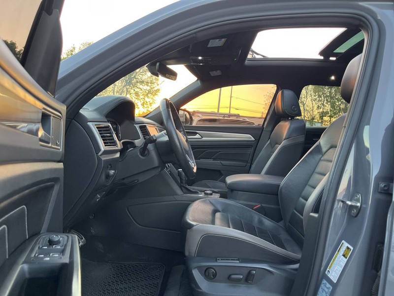 Volkswagen Atlas Cross Sport Vehicle Image 07