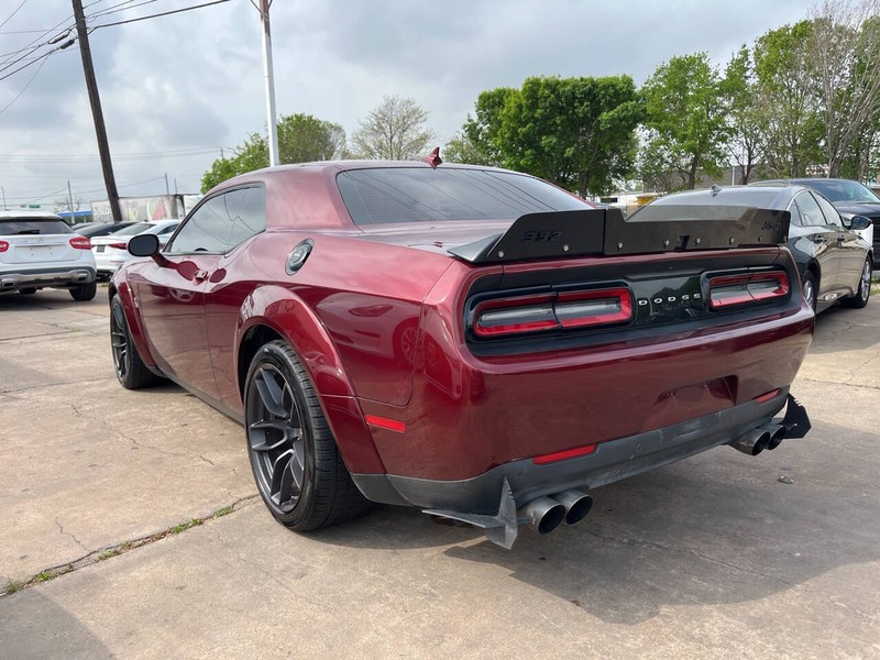 Dodge Challenger Vehicle Image 03