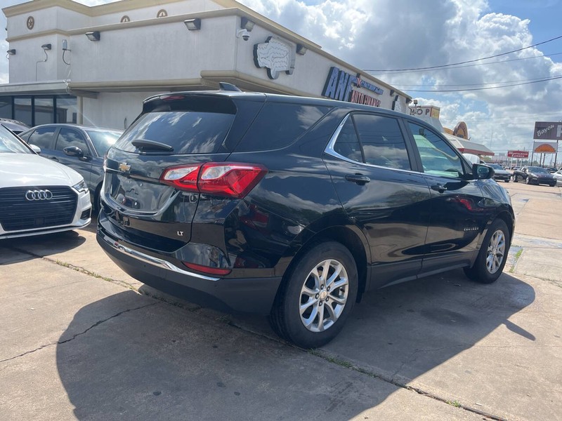 Chevrolet Equinox Vehicle Image 05