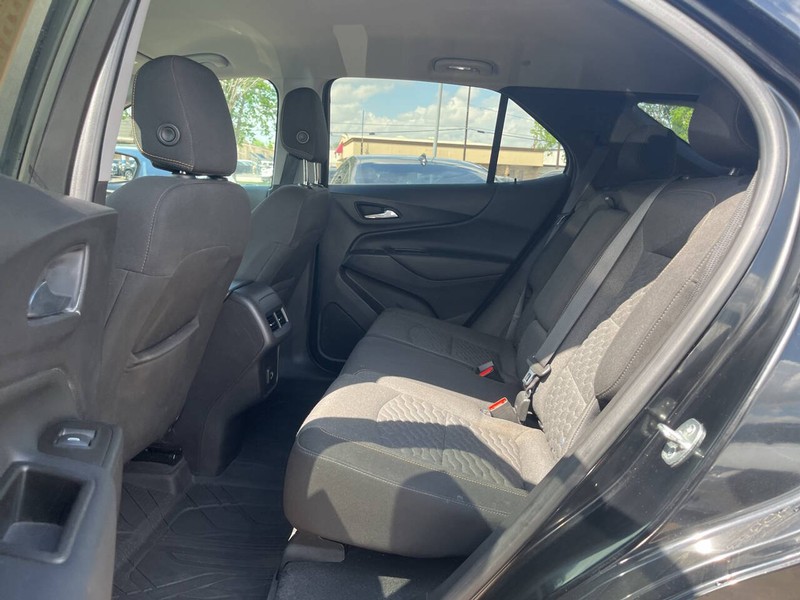 Chevrolet Equinox Vehicle Image 08