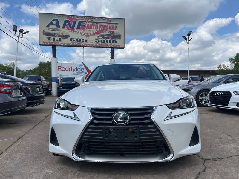 Lexus IS 300 Vehicle Image 02