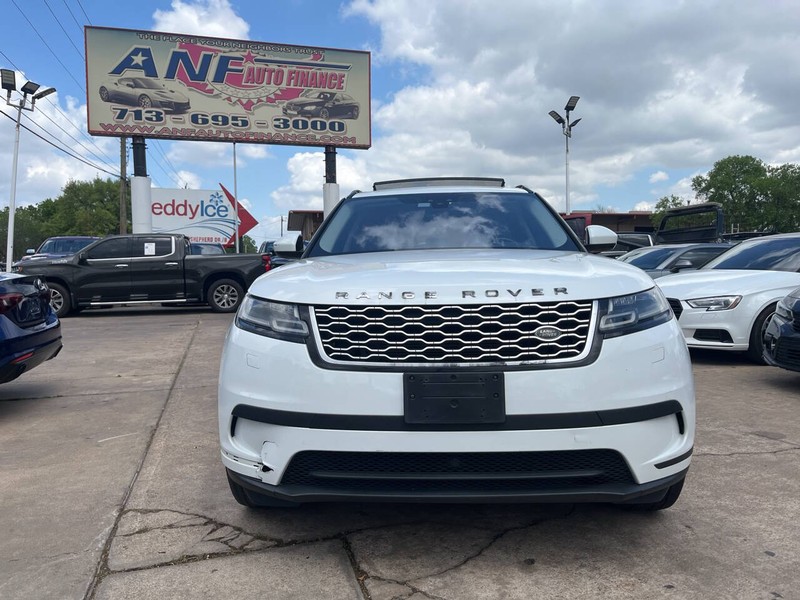 Land Rover Range Rover Velar Vehicle Image 02