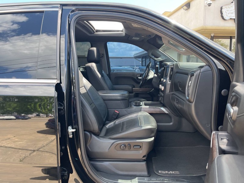 GMC Sierra 1500 Vehicle Image 11