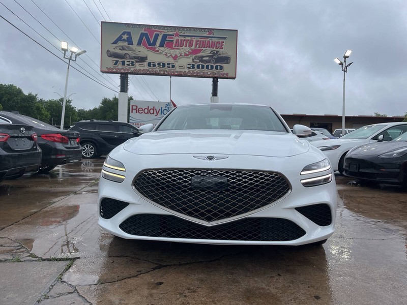 Genesis G70 Vehicle Image 02