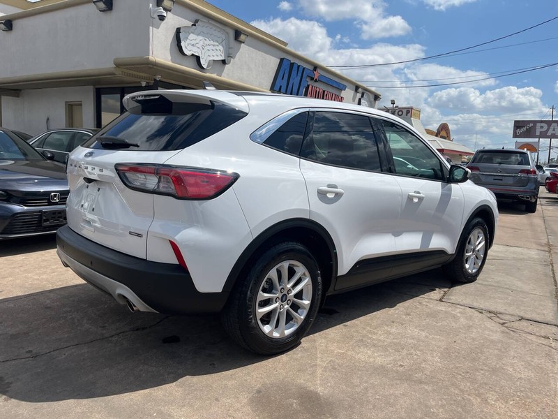 Ford Escape Vehicle Image 05