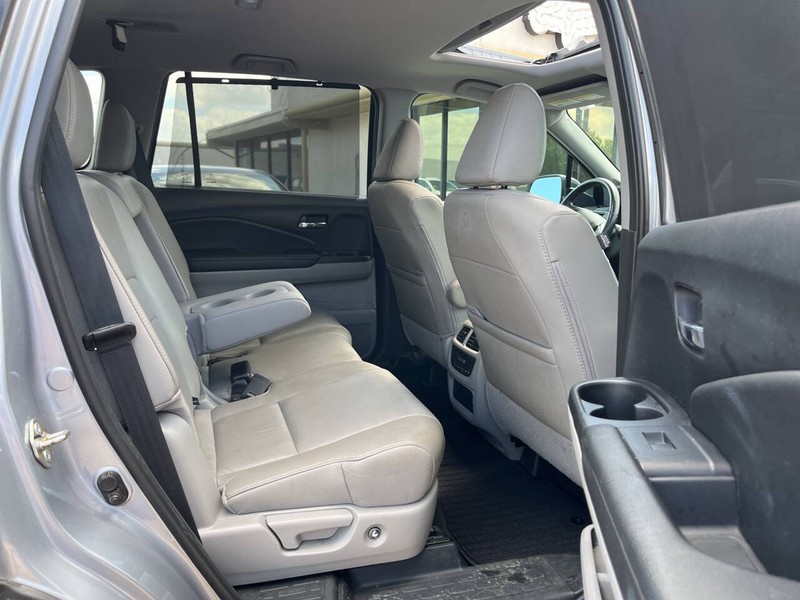Honda Pilot Vehicle Image 11