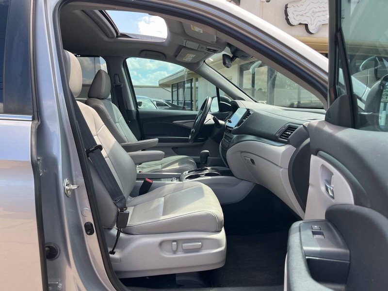 Honda Pilot Vehicle Image 13