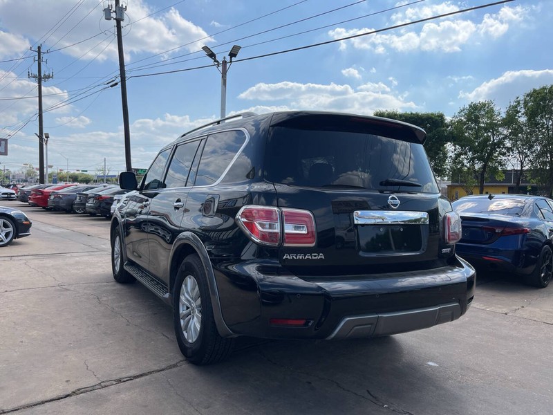 Nissan Armada Vehicle Image 03