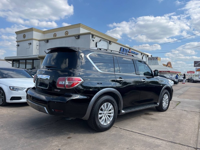 Nissan Armada Vehicle Image 05