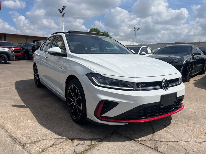 Volkswagen Jetta GLI Vehicle Image 06