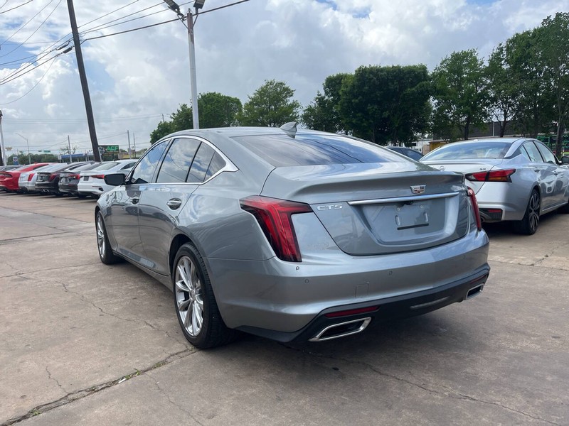 Cadillac CT5 Vehicle Image 03