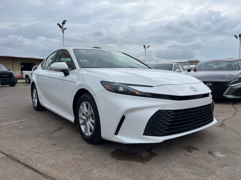 Toyota Camry Vehicle Image 06