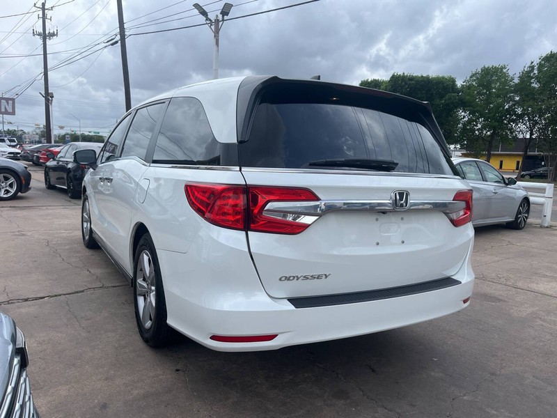 Honda Odyssey Vehicle Image 03