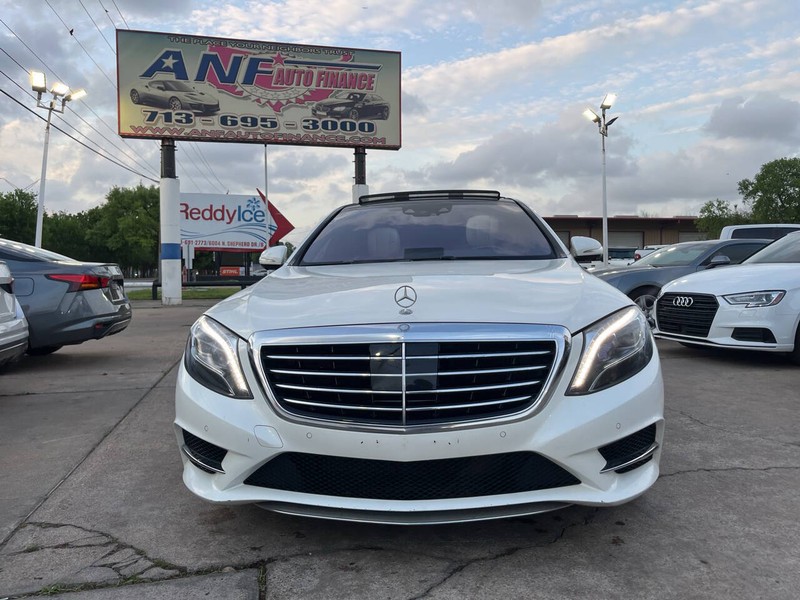 Mercedes-Benz S-Class Vehicle Image 02