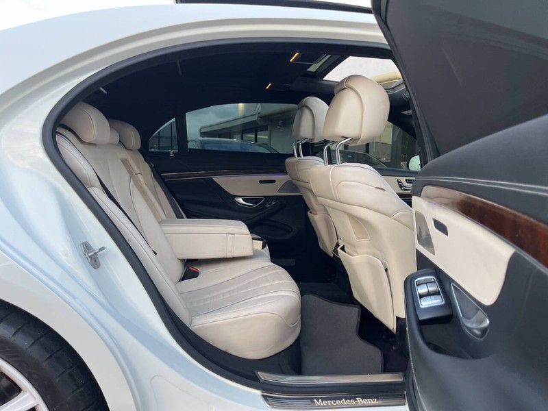 Mercedes-Benz S-Class Vehicle Image 10