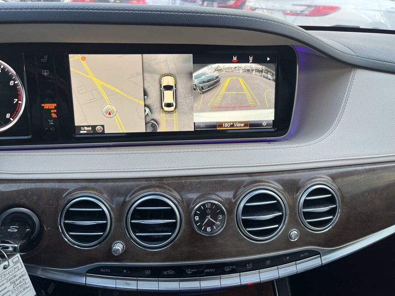 Mercedes-Benz S-Class Vehicle Image 12