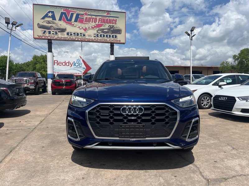 Audi Q5 Vehicle Image 02