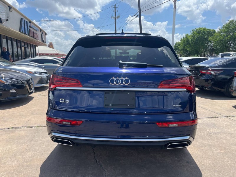 Audi Q5 Vehicle Image 04