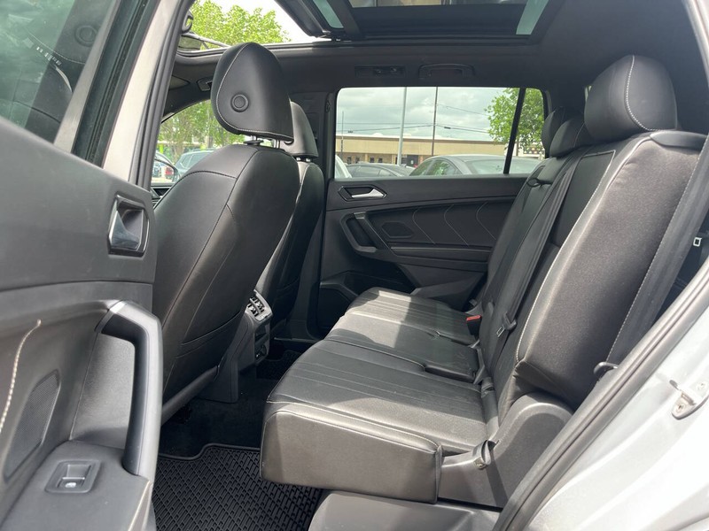 Volkswagen Tiguan Vehicle Image 08