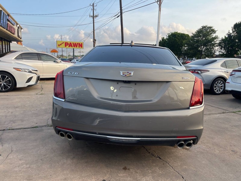 Cadillac CT6 Vehicle Image 04