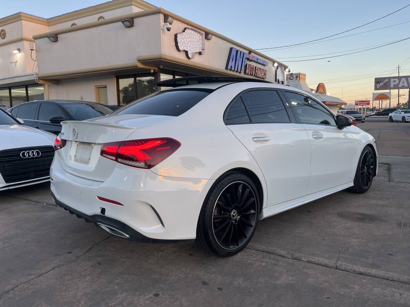 Mercedes-Benz A-Class Vehicle Image 05