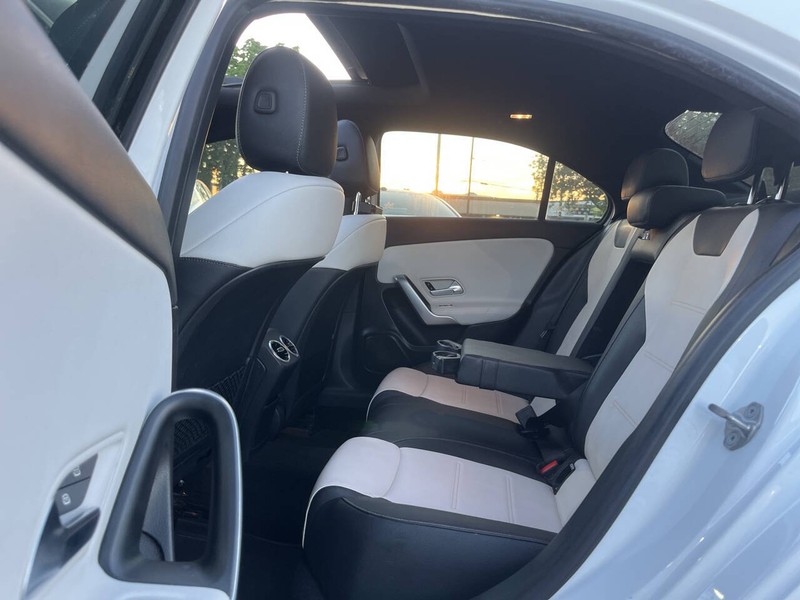 Mercedes-Benz A-Class Vehicle Image 08