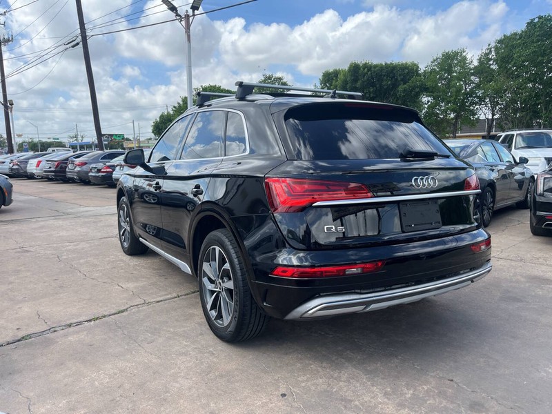 Audi Q5 Vehicle Image 03