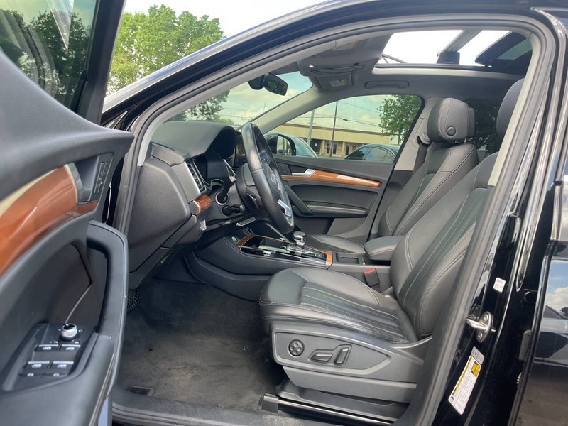 Audi Q5 Vehicle Image 06