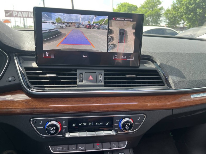 Audi Q5 Vehicle Image 13