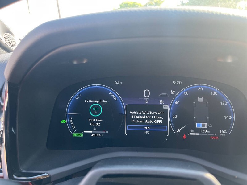 Toyota Camry Vehicle Image 11